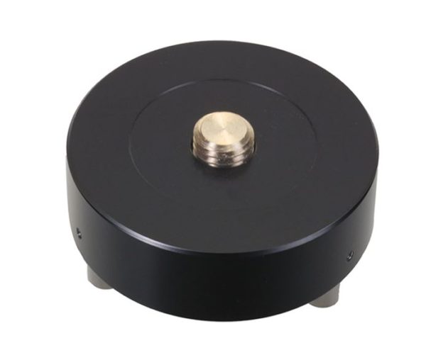 Adaptateur fixe à trois pieds