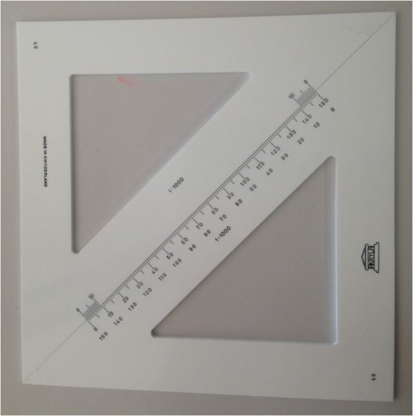 DESTOCKAGE - Equerre coordonnées AKRYLA  34 cm